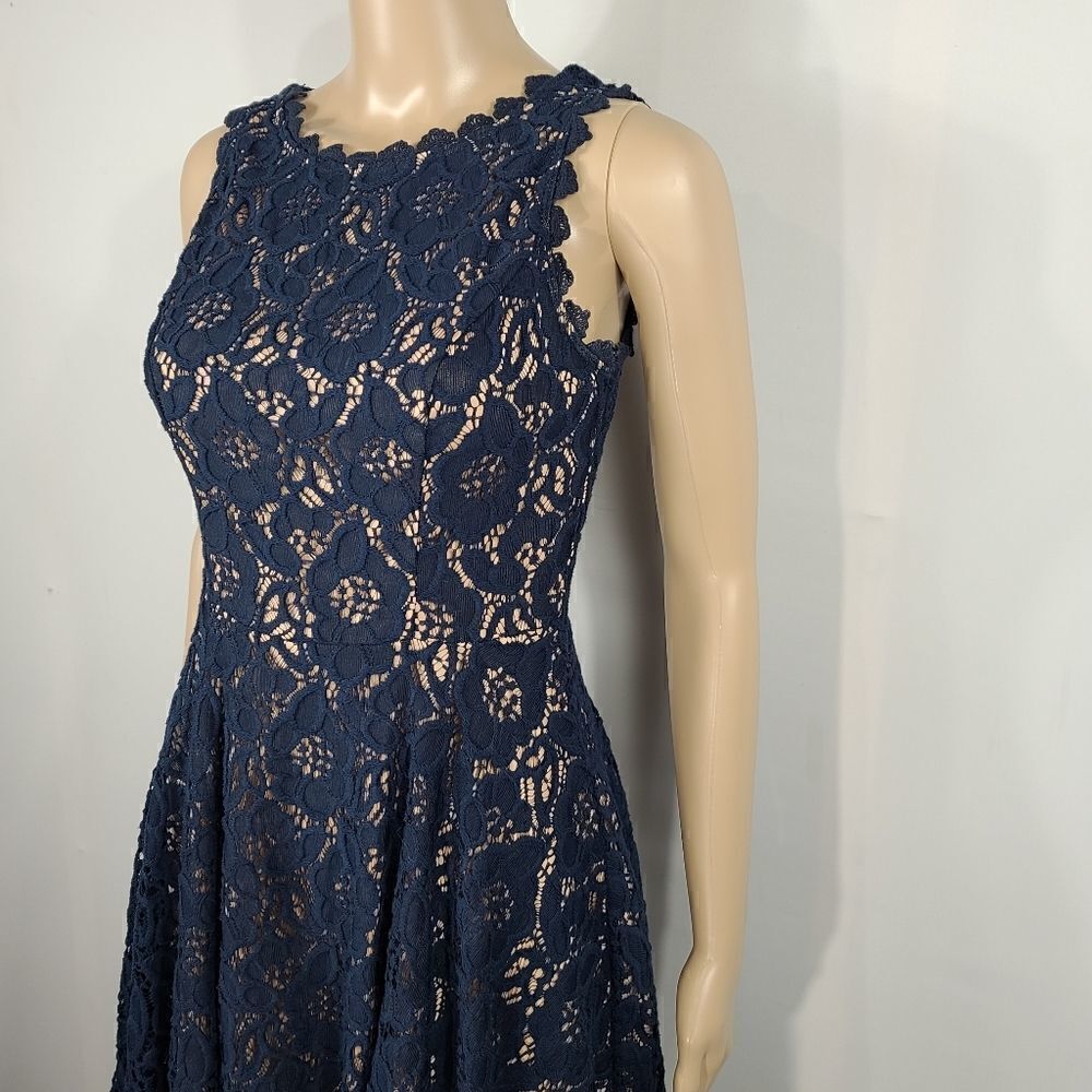 CITY STUDIO Blue Lace Floral Pattern Dress - Picture 14 of 15